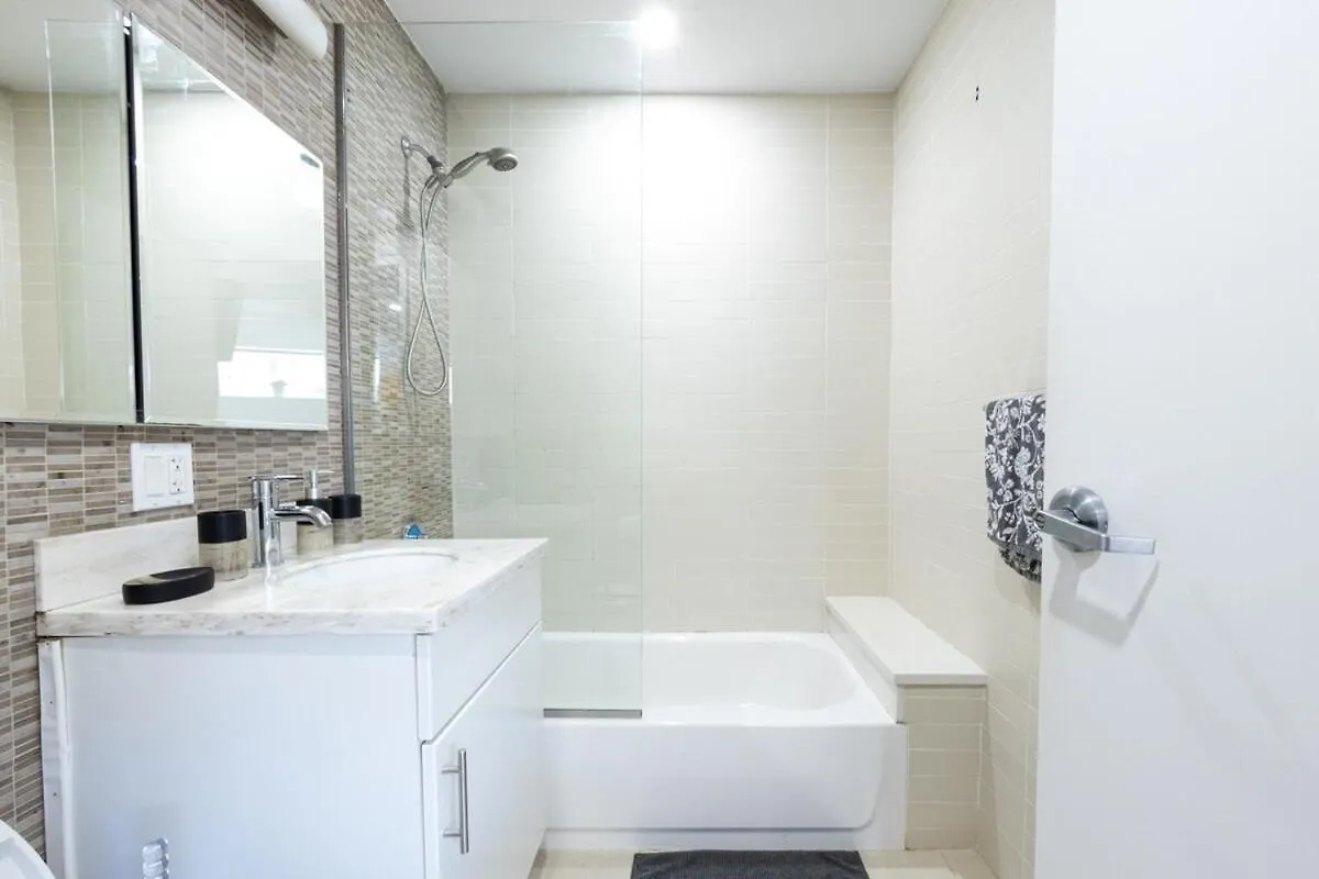 809-6B New 2Br Duplex With Private Patio Apartment New York United States