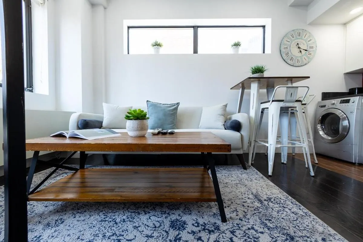 809-6B New 2Br Duplex With Private Patio Apartment New York