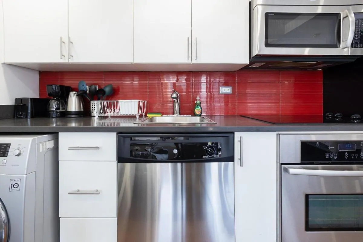 809-6B New 2Br Duplex With Private Patio Apartment New York